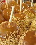 Фрукты под карамелью