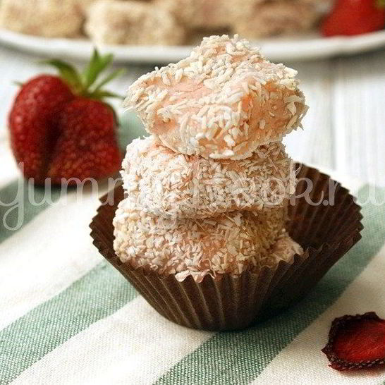 Рецепт домашних клубничных конфет