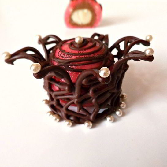 Рецепт домашних конфет из макадамии, нуги, марципана и шоколада