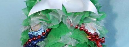 елка из шампанского и конфет. Шаг 37