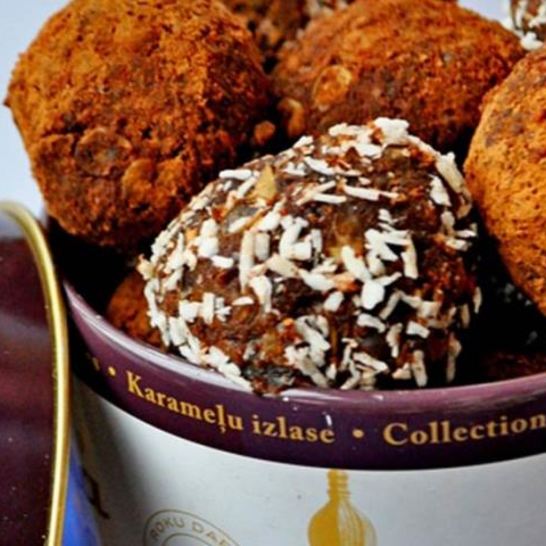 Рецепт конфет из чечевицы и фиников