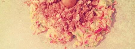 конфеты с кокосовой стружкой, вафлей и орешком. Шаг 3