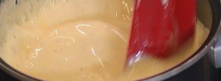 бисквит с клубникой и сливочным кремом. Шаг 14