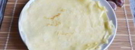 блинные рулетики с крабовым кремом. Шаг 5