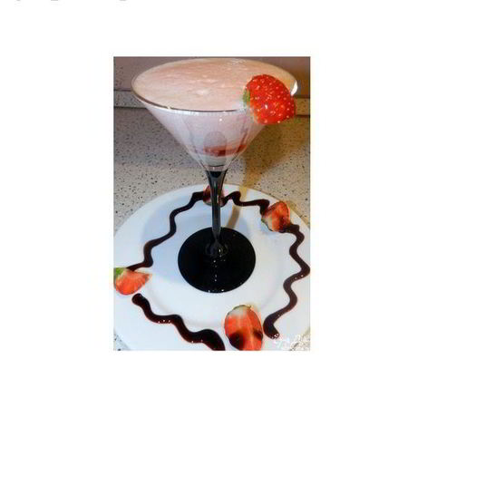 Рецепт клубничной пены с ликером и бальзамическим кремом