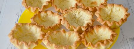 корзиночки с белковым кремом песочные. Шаг 11