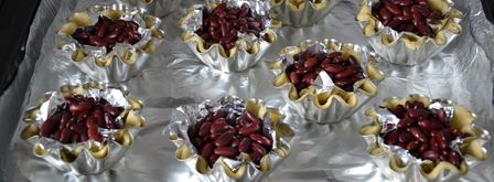 корзиночки с белковым кремом песочные. Шаг 9