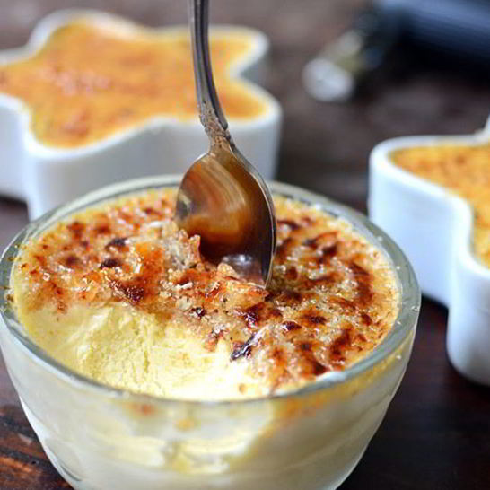 Рецепт крем-брюле с карамельной корочкой из фильма амели