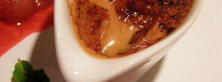 крем-брюле с малиново-клубничным соусом. Шаг 17