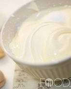 Крем из сметаны и сгущенки