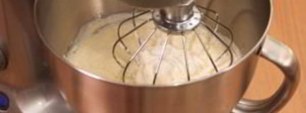 слоеные корзинки с кремом из маскарпоне, манго и фруктами. Шаг 5