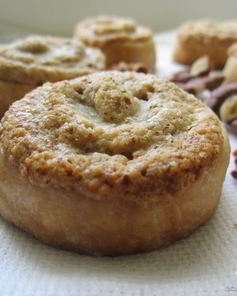 Спиральки с кремом из грецкого ореха