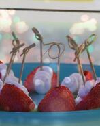 Сырный крем с клубникой