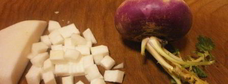 тортеллини из зеленого теста с начинкой из креветок и кремом из редьки. Шаг 6