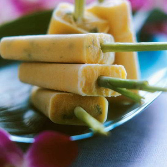 Рецепт бананового мороженого с базиликом