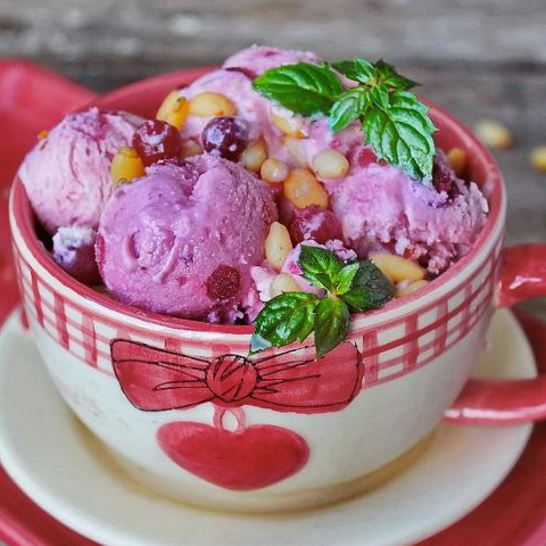 Рецепт домашнего мороженого из свеклы с клюквой, апельсином и кленовым сиропом