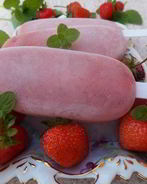 Дынно-клубничное мороженое