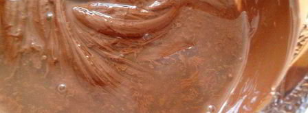 мангово-черничное мороженое с конфетами рафаэлло с шоколадными шариками. Шаг 7