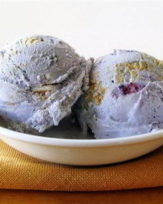 Мороженое Черничный чизкейк