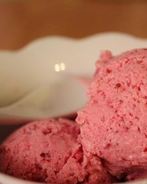 Мороженое с клюквой