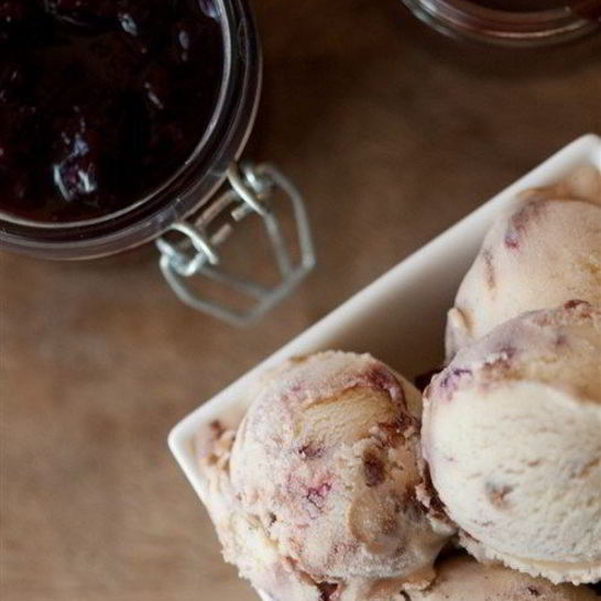 Рецепт вишневого трюфельного мороженого