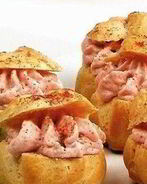 Булочки с муссом из сыра и ветчины