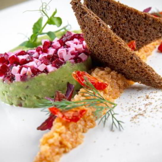 Рецепт мусса из авокадо с киноа и свеклой