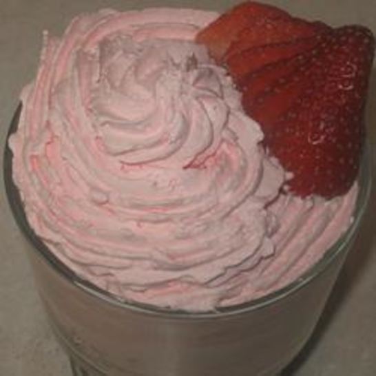 Рецепт мусса из клубники со взбитыми сливками