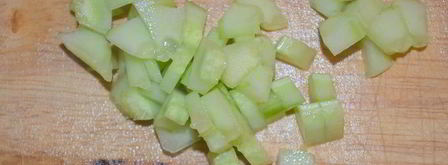 праздничный цукотто из форели с нежнейшим креветочным муссом, огурцом и сливочным кремом. Шаг 13