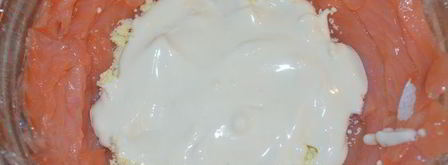 праздничный цукотто из форели с нежнейшим креветочным муссом, огурцом и сливочным кремом. Шаг 16