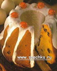 Пасхальный кулич с черешней