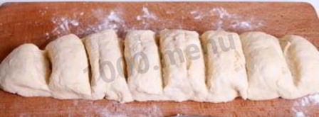 пасхальные булочки с кремом и абрикосами. Шаг 9