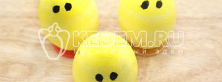 яйца пасхальные цыплятки. Шаг 2