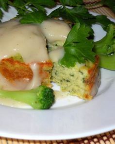 Рыбный пудинг со шпинатом под соусом