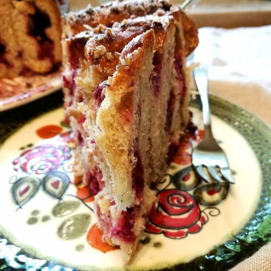 Рецепт сладкой вертушки с пудингом и малиной