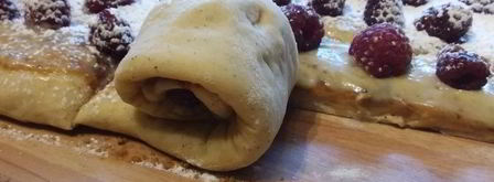 сладкая вертушка с пудингом и малиной. Шаг 8