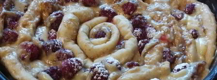 сладкая вертушка с пудингом и малиной. Шаг 10