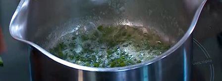 сырное суфле с зеленым луком и кукурузной мукой. Шаг 3