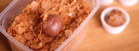 трюфели с абрикосовым пюре, курагой и ромом. Шаг 11