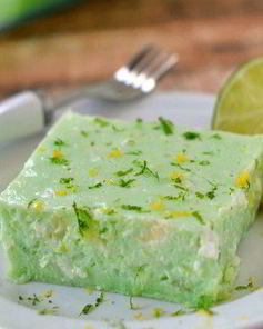 Творожный десерт с желатином и фруктами