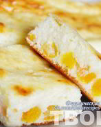 Творожный пудинг с курагой