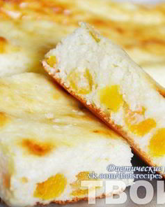 Творожный пудинг с курагой