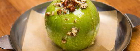 яблоко, запеченное с медом и орехами. Шаг 8