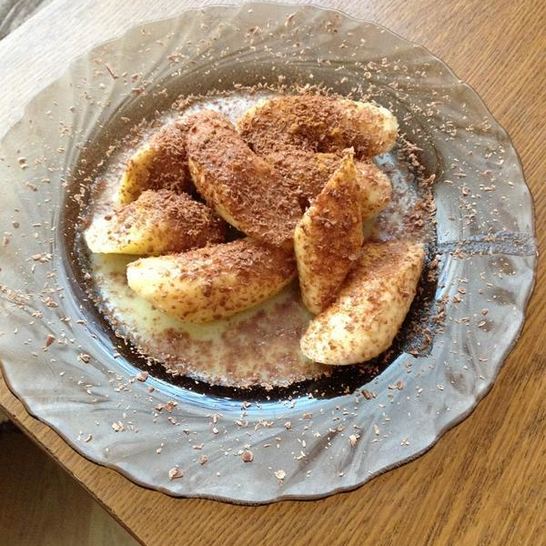 Рецепт жареных бананов с ромом и орехами