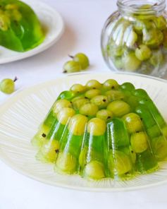 Желе с крыжовником Изумруд