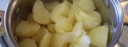 картофель под чесночно-сырным соусом. Шаг 4