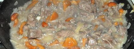 картофель с говядиной, фасолью и опятами. Шаг 2