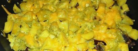 картофель с говядиной, фасолью и опятами. Шаг 9