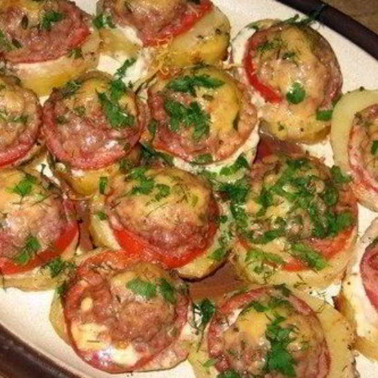 Рецепт картофеля с мясным фаршем из духовки