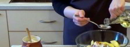 картофель с травами и чесноком. Шаг 2